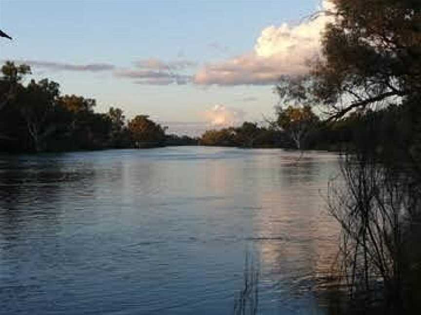 Cooper Creek (Nappamerrie Station), Innamincka, SA