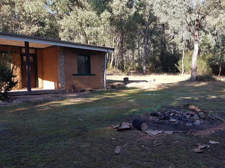 Major Clews Hut Walking Track, Khancoban, NSW