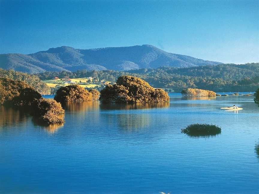 Kayaking Lower Tuross River and Borang Lake, Bodalla, NSW