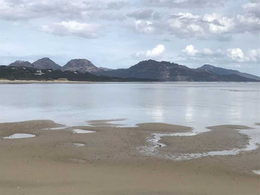 Moulting Lagoon, Coles Bay, TAS