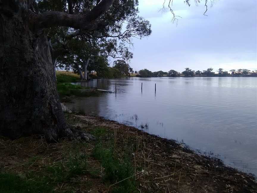 Cockatoo Lake Recreation Reserve, Keppoch, SA