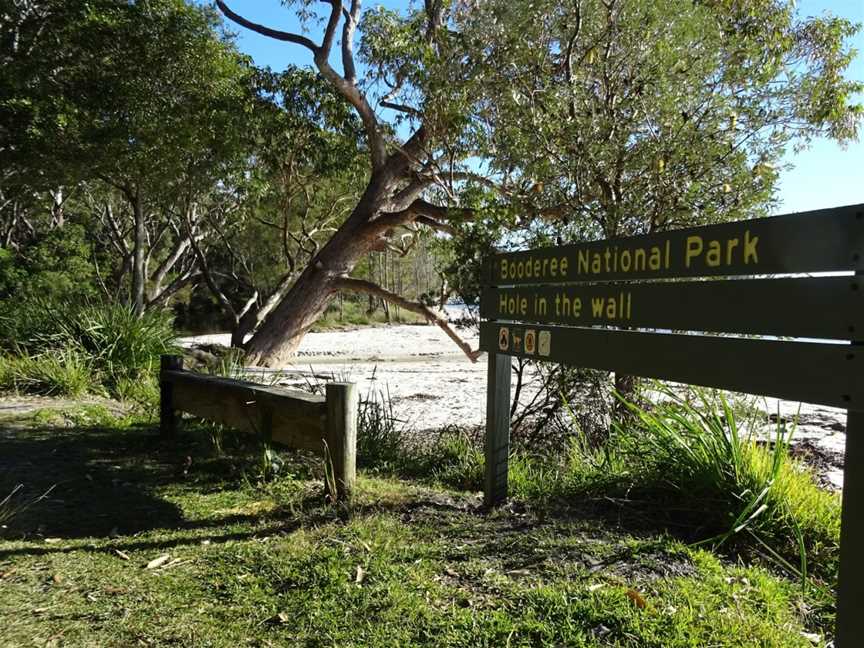 Hole in the Wall Beach, Jervis Bay, NSW