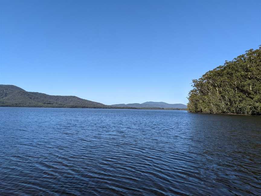 Queens Lake picnic area, Jolly Nose, NSW