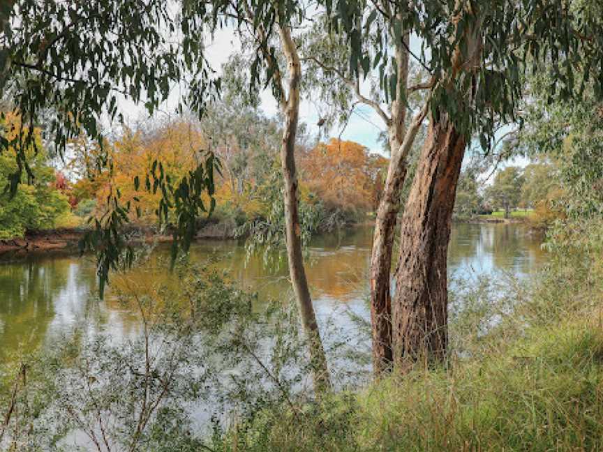 Crossing Place Trail, Gateway Island, VIC