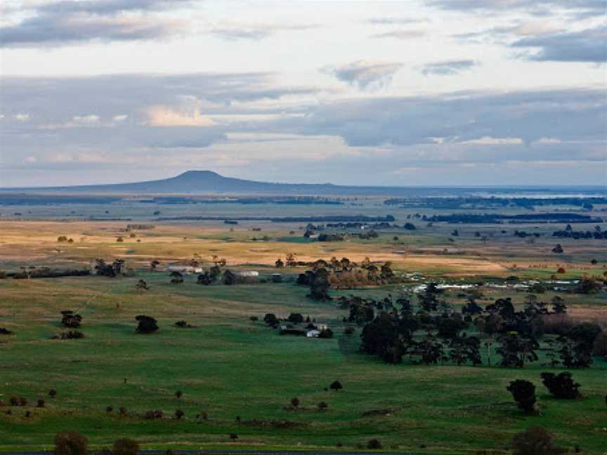 Mount Napier State Park, Byaduk North, VIC