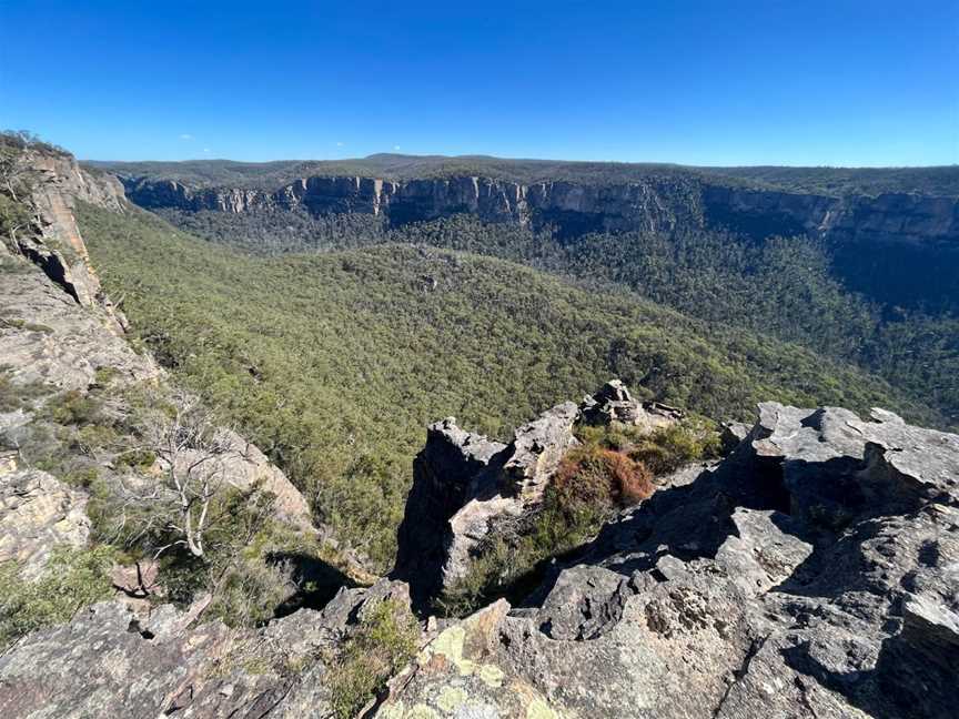 The Newnes Plateau Cliffs, Newnes Plateau, NSW