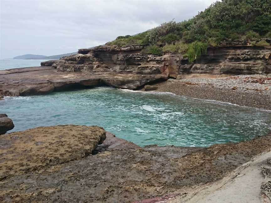 Singing Stones Beach, Cockwhy, NSW