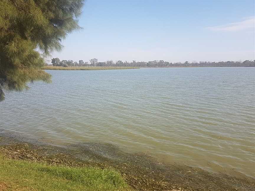 Gum Bend Lake, Condobolin, NSW