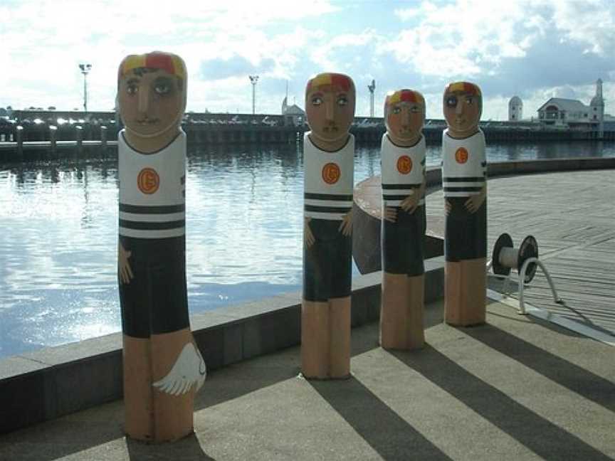 Geelong Bollard Trail Walk, Geelong, VIC