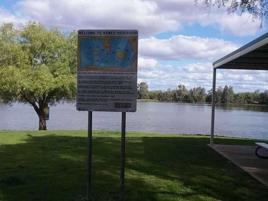 Newey Reservoir, Cobar, NSW