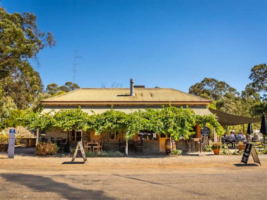 Reillys Wines Vineyard Walk, Mintaro, SA