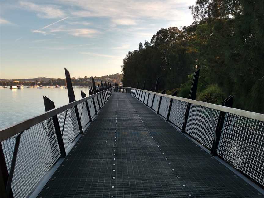 Red Bluff Boardwalk, Booragul, NSW