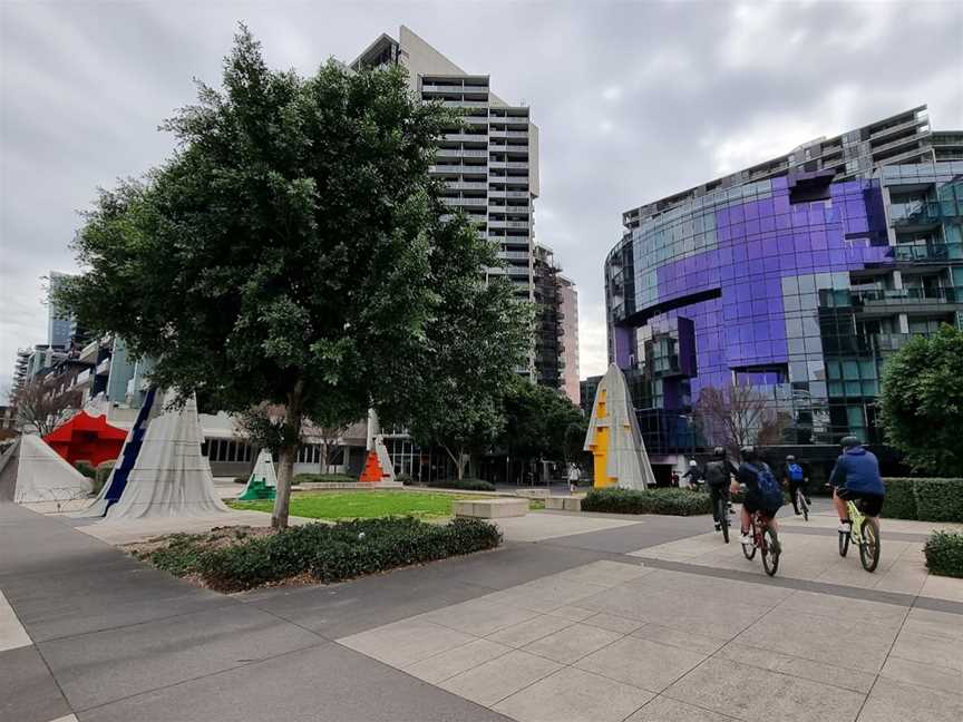 Monument Park, Docklands, VIC