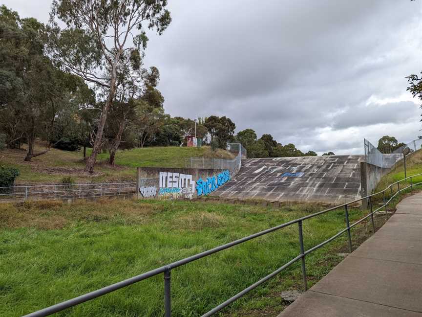 Waverley Road Basin, Mount Waverley, VIC