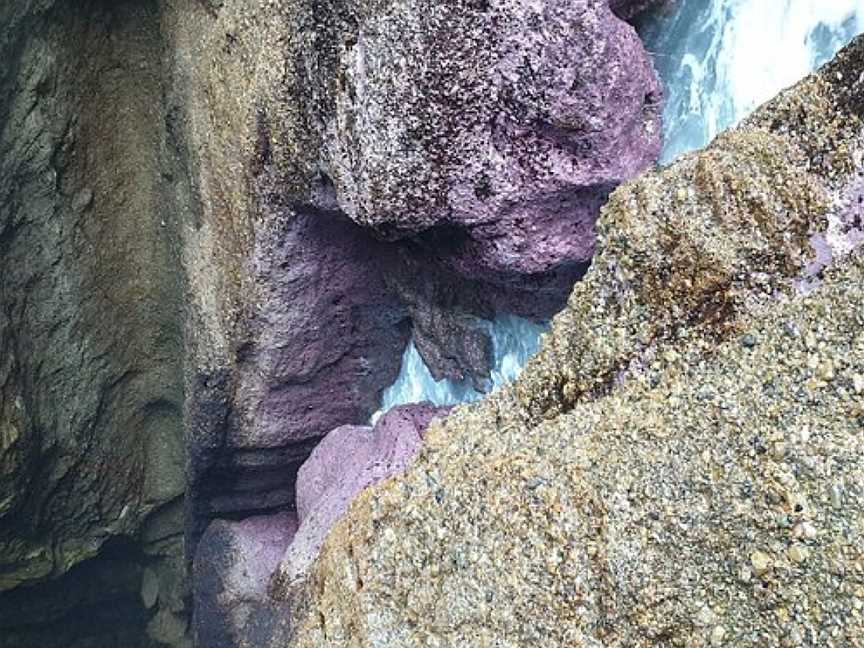 Pink Sea Cave, Catherine Hill Bay, NSW