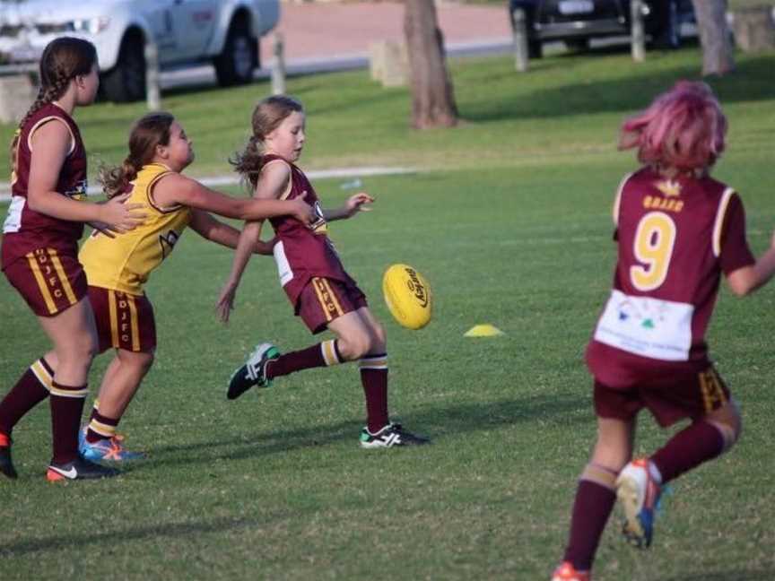 Quinns Districts Junior Football Club, Social clubs in Clarkson