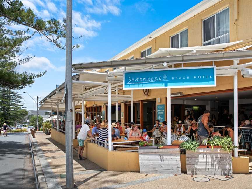 Seabreeze Beach Hotel, South West Rocks, NSW