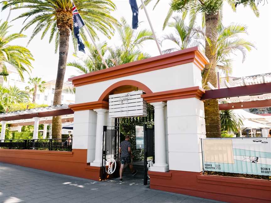 Coogee Bay Hotel, Coogee, NSW