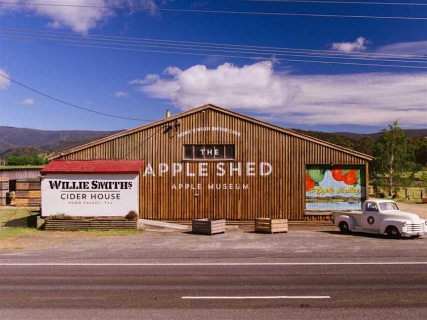 Willie Smith's Apple Shed, Grove, TAS