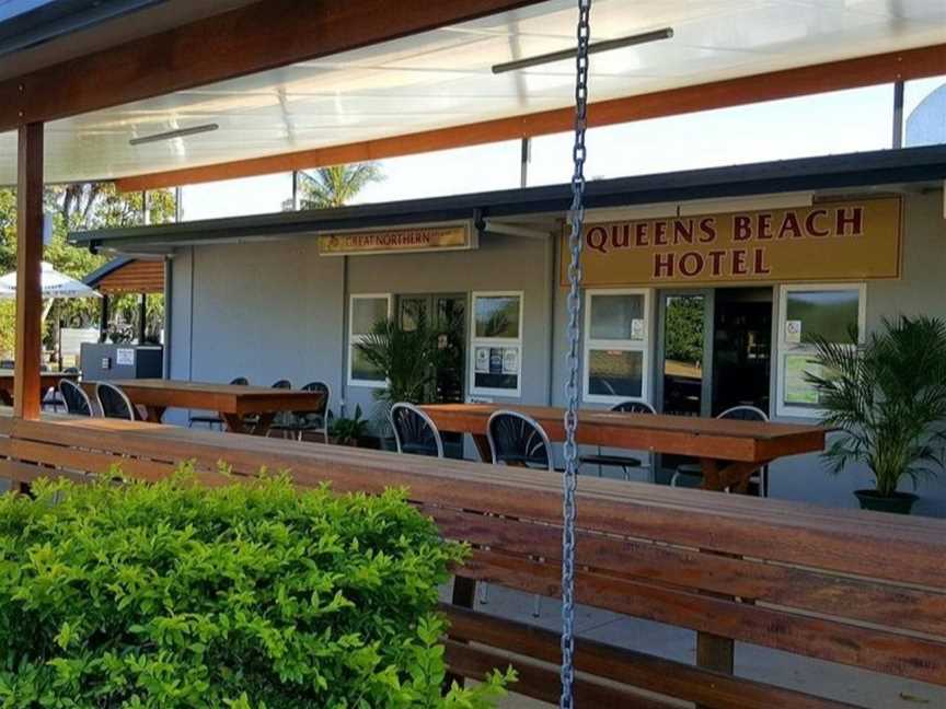 Queens Beach Hotel, Bowen, QLD