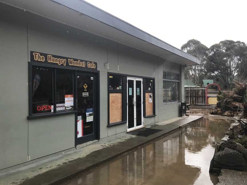 Hungry Wombat Cafe, Derwent Bridge, TAS