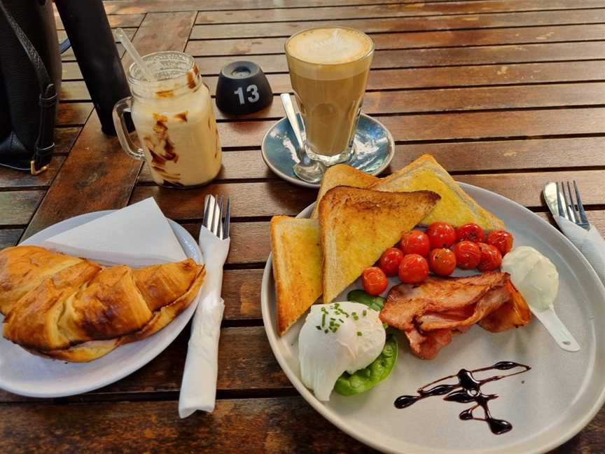 Stone Wall Cafe, Kiama, NSW