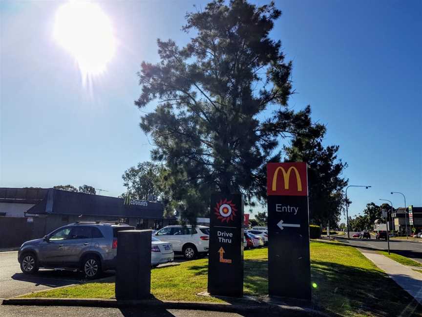 McDonald's Minto, Minto, NSW