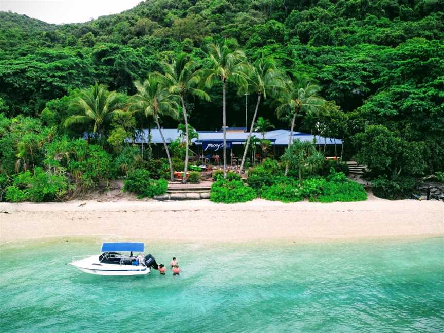 Foxy's Bar Fitzroy Island, Fitzroy Island, QLD