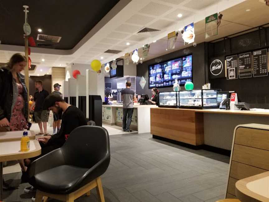 McDonald's, Augustine Heights, QLD