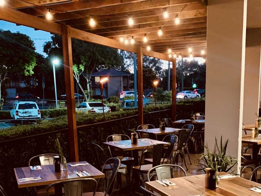 Gusto's Gourmet Pizza & Pasta + NEW Terrace Restaurant, Carindale, QLD