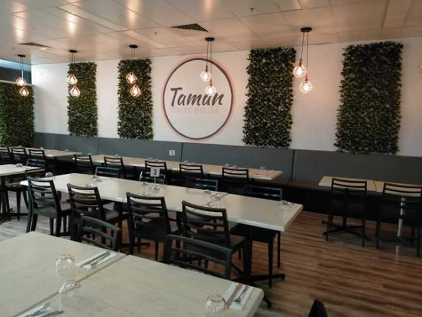 Taman Grill House, Delahey, VIC