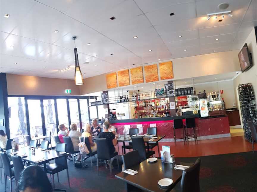 Tides Bar & Grill, Tooradin, VIC