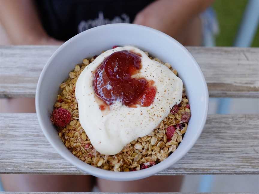 236lb Beach Café, Little Bay, NSW