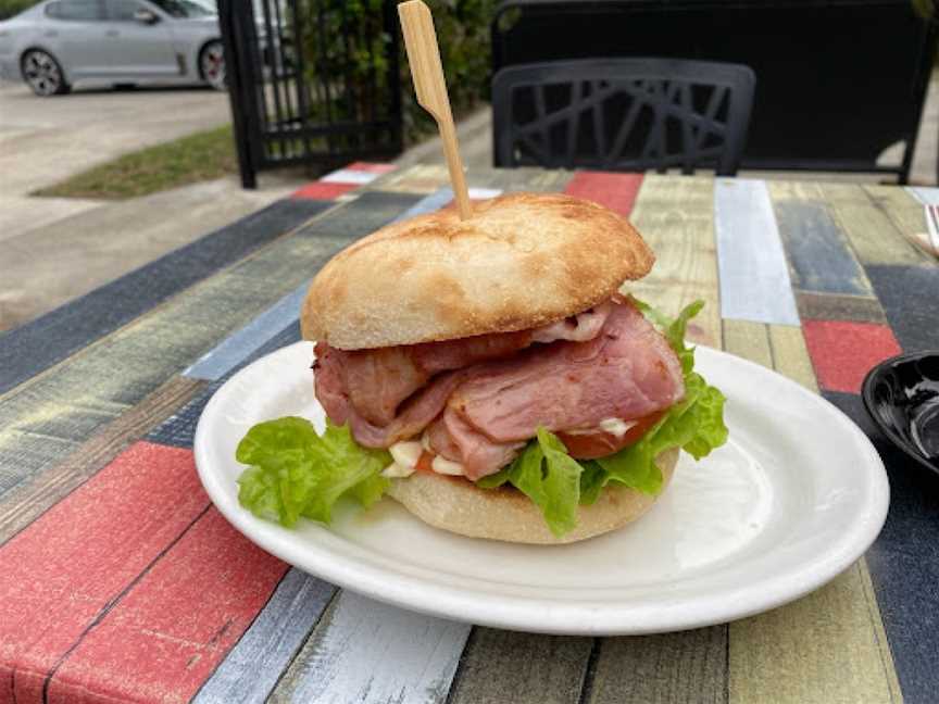 Back Creek café and restaurant, South West Rocks, NSW