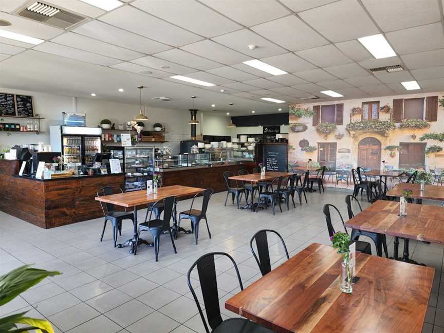 Etoile Cafe/Restaurant, Derrimut, VIC