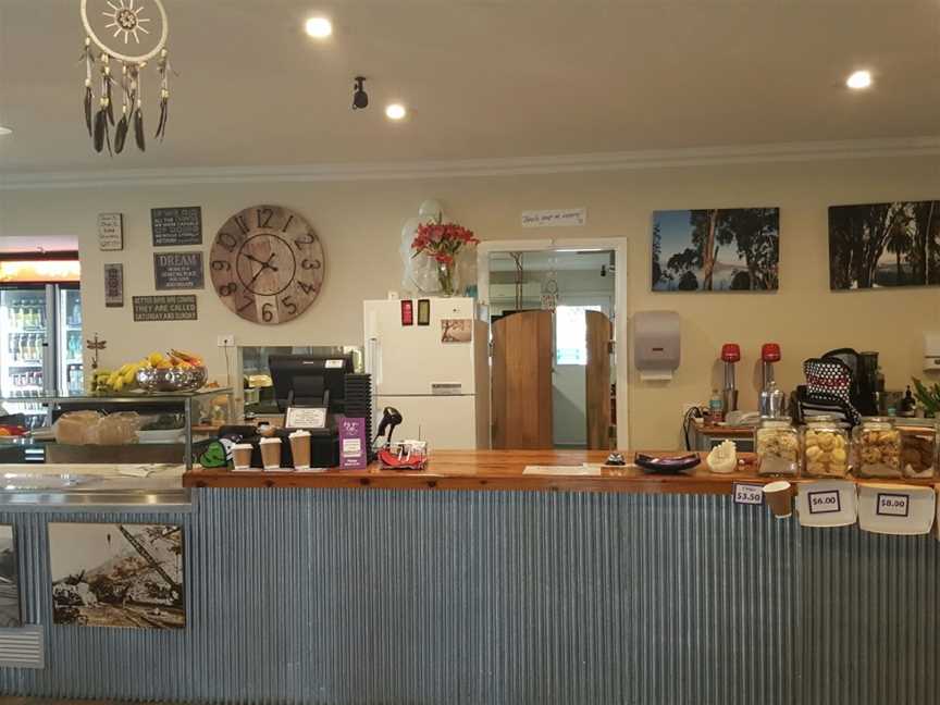 Lake Vue Cafe, Lake Hume Village, NSW