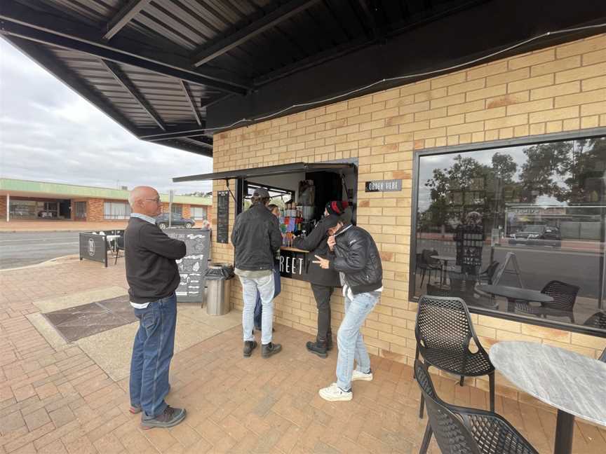 Opal Street Cafe, Lightning Ridge, NSW