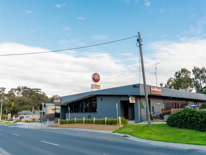 Reservoir Hotel, Kennington, VIC