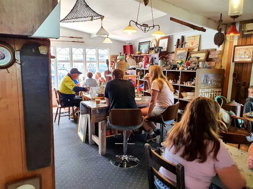 Sco & Co. and The Lifebuoy Cafe, St Helens, TAS