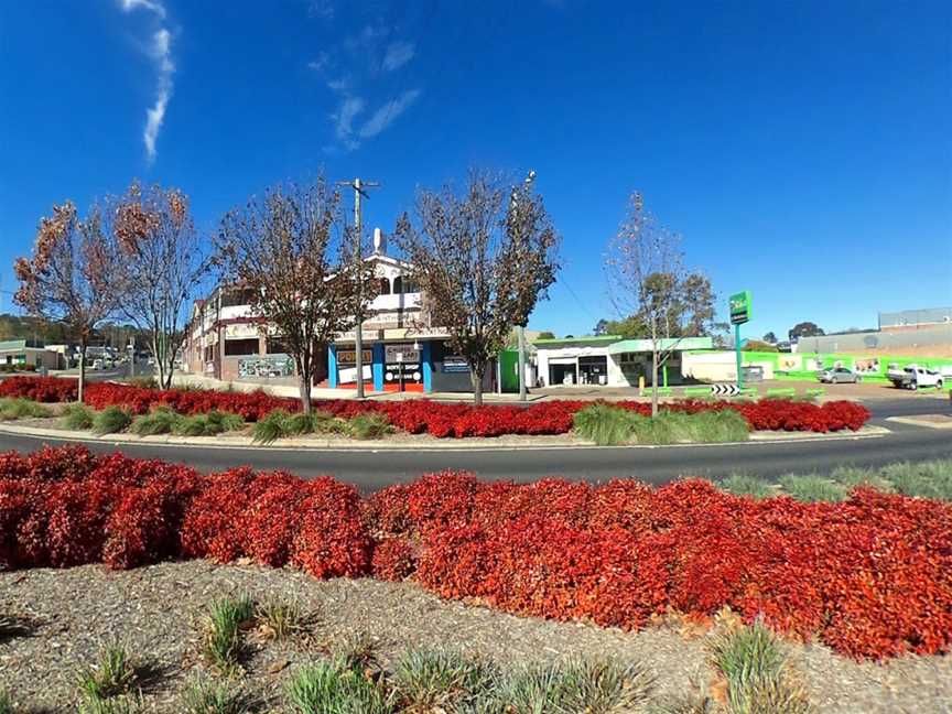 TOP PUB (Hotel Stanthorpe. BOTTLEMART SUPERSTORE), Stanthorpe, QLD