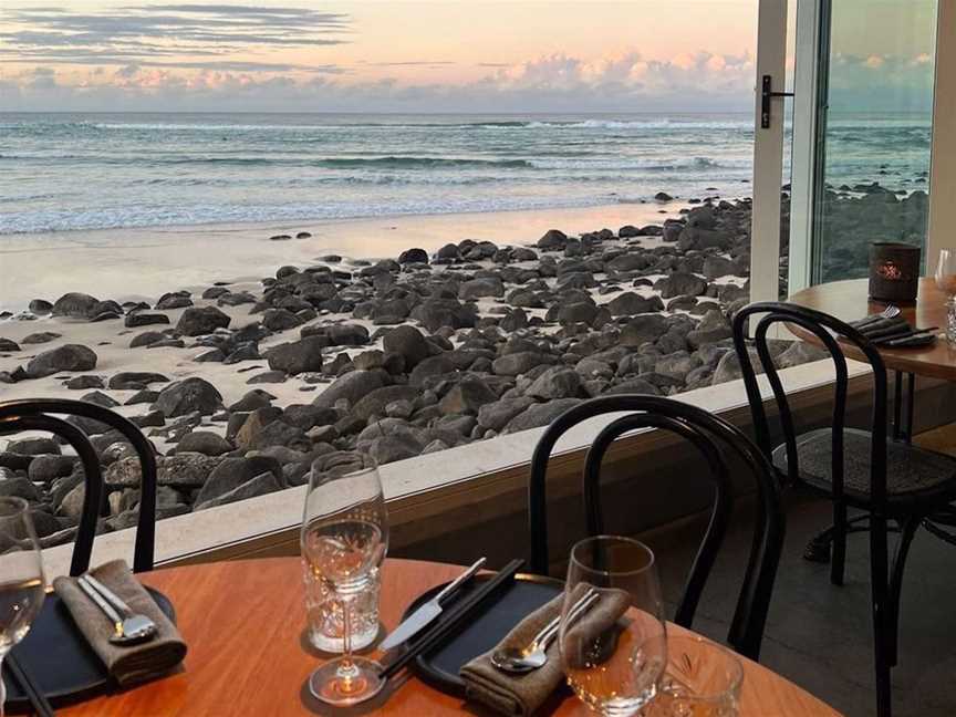 Rick Shores, Food & drink in Burleigh Heads