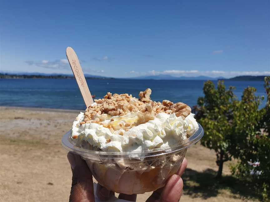 3 Little Kiwis Gelato Cart, Taupo, New Zealand