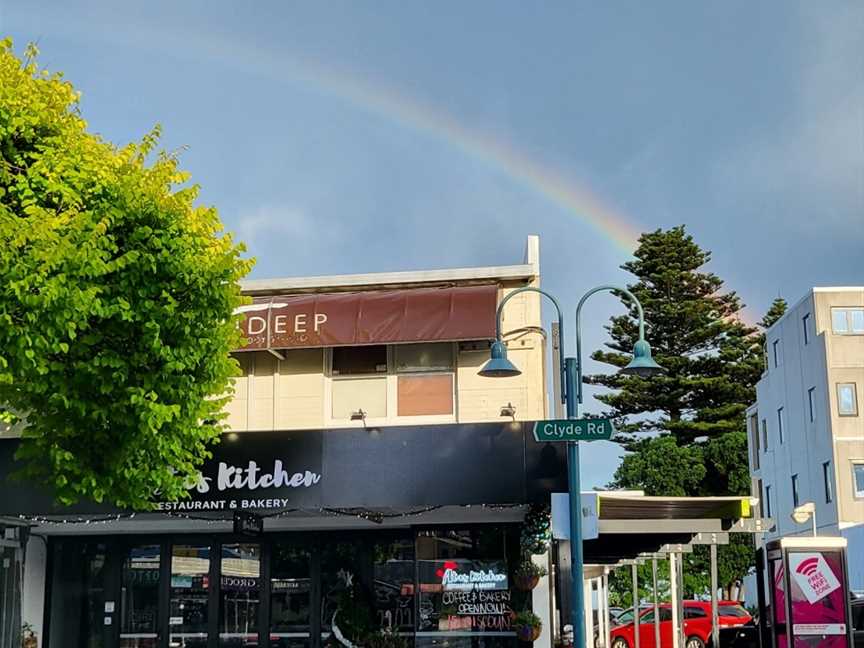 Atas Kitchen local Caffee &Malaysian Vietnamese, Browns Bay, New Zealand