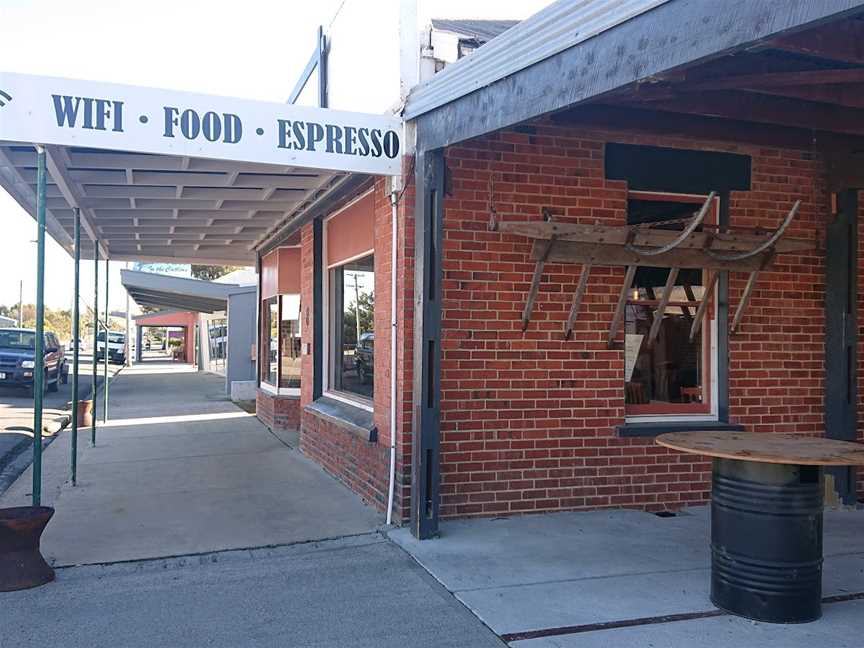 Bake House Take Aways, Owaka, New Zealand