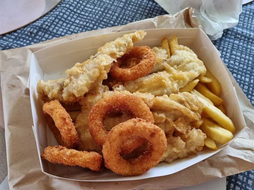 Bishop Fish and Chips, Green Bay, New Zealand