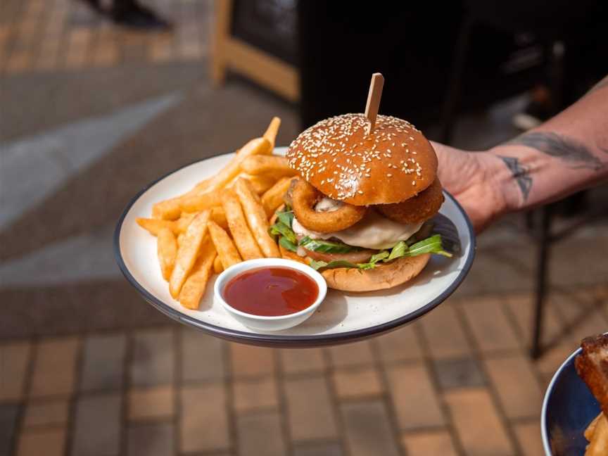 Crown & Badger, Tauranga, New Zealand