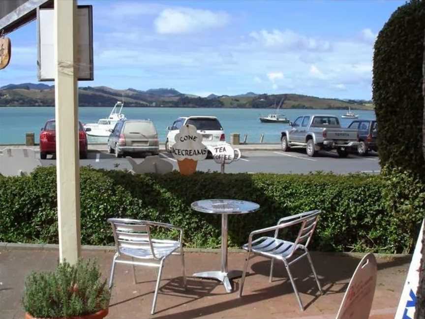 Fresh & Tasty Takeaways, Mangonui, New Zealand