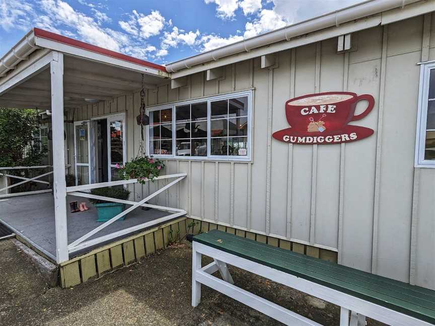 Gumdigger cafe, Matakohe, New Zealand