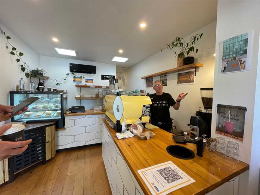 His and Hers Espresso bar, Whatawhata, New Zealand