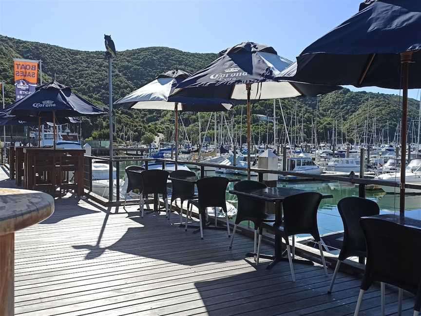 Jolly Roger Bar & Cafe, Waikawa, New Zealand